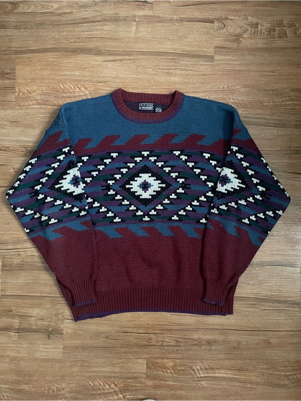 Vintage Van Heusen Maroon Aztec Native Geometric Pattern Sweater Mens Size XL